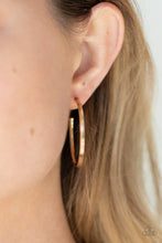 Load image into Gallery viewer, Paparazzi Accessories / Chic As Can Be - Gold
