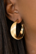 Load image into Gallery viewer, Paparazzi Accessories / Curves In All The Right Places - Gold
