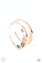 Load image into Gallery viewer, Paparazzi Accessories / Attractive Allure - Rose Gold
